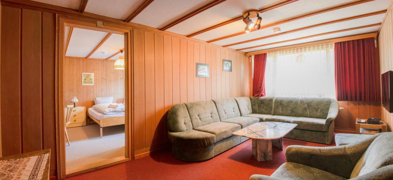 Chalet Suveran Appartamento Arosa Esterno foto
